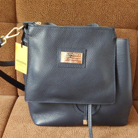 Valentino by Mario Valentino Karl Medallion Leather Bucket Bag VA2865 Authentic - Picture 14 of 16